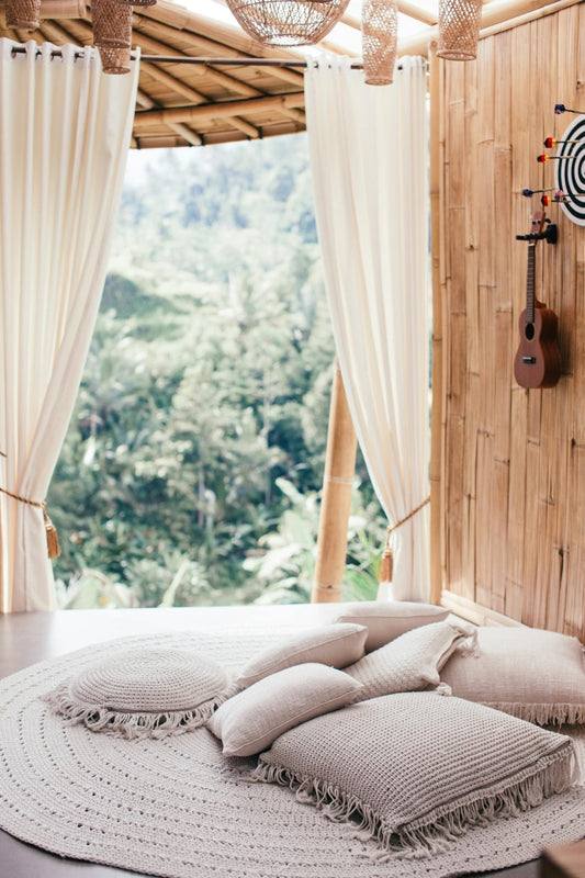 Gift Ideas for the Home: Why Bedsheets and Comforters Make Great Presents