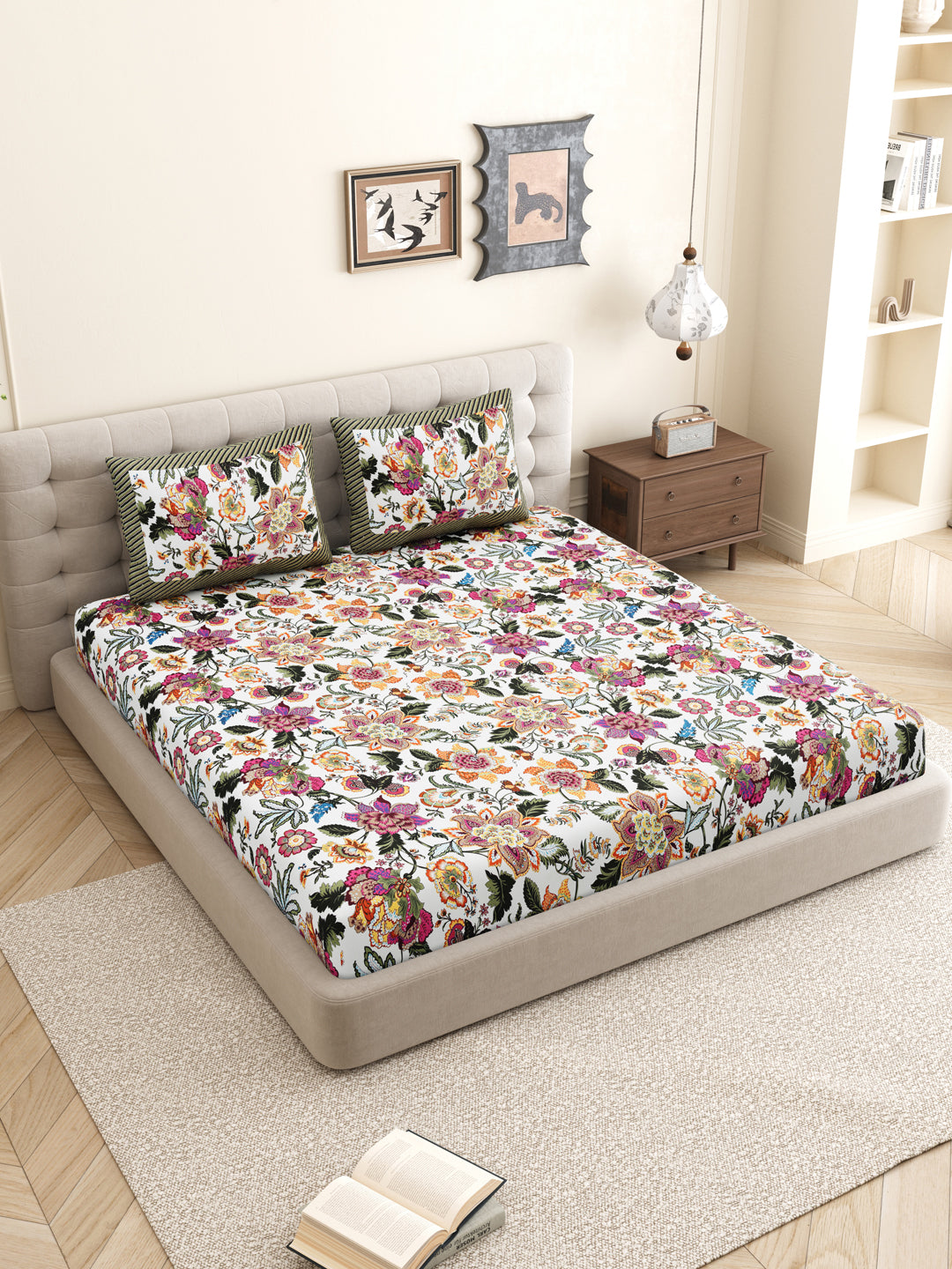 Smooth_Cotton_Floral_Bedsheet_Black