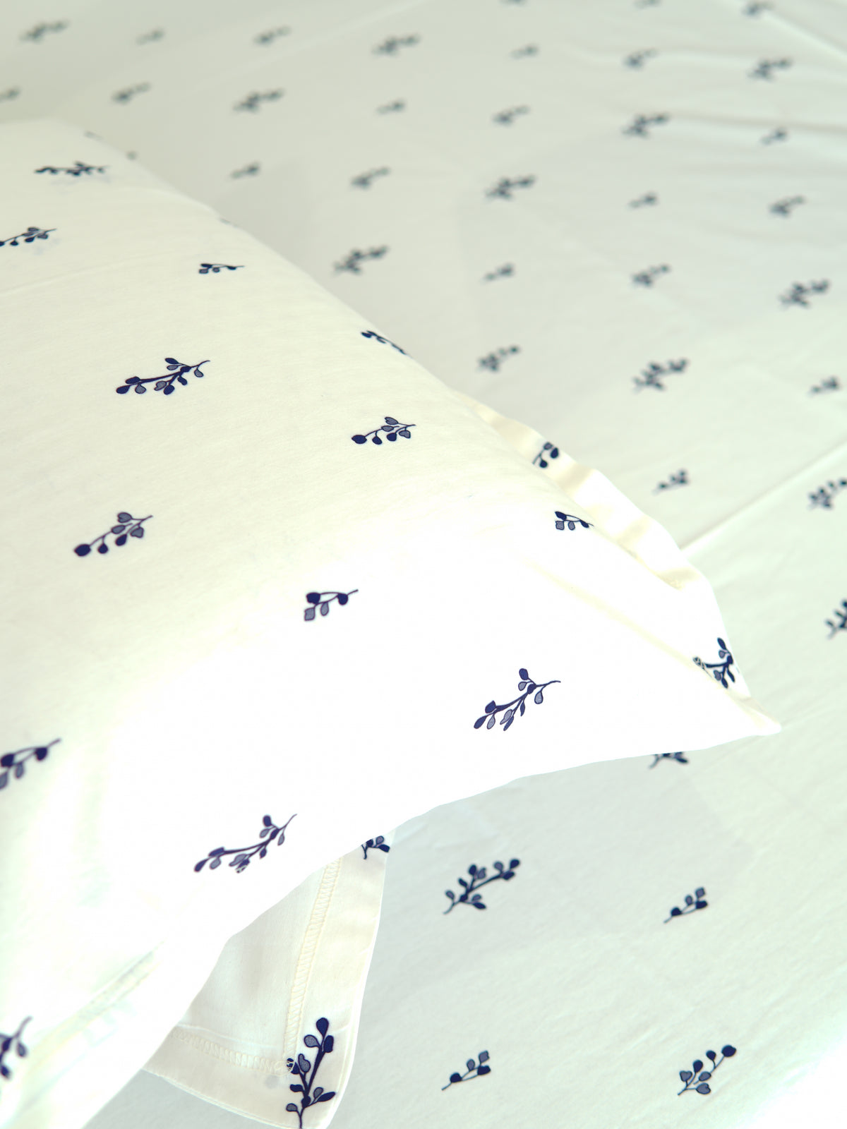 Pillow_Cover_100%_Cotton_Off white