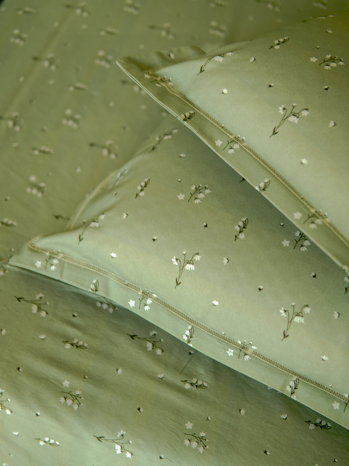 Pillow_Cover_Bedsheet_Light Green