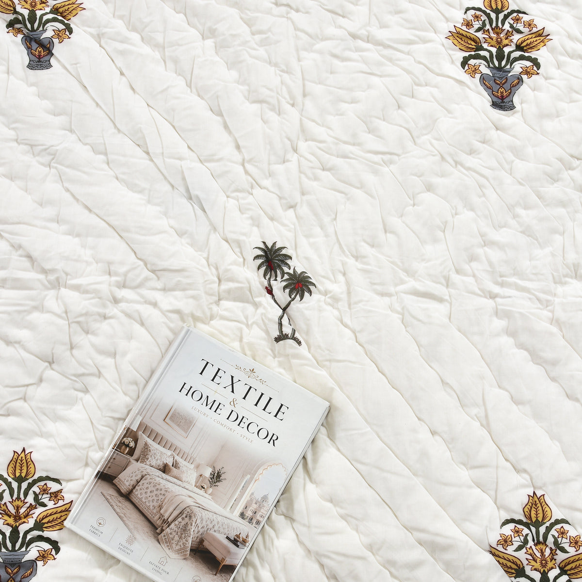 Homeloomers Premium Cotton Rajai with Floral Print & Yellow Striped Border | Elegant, Soft & Cozy Winter Quilt