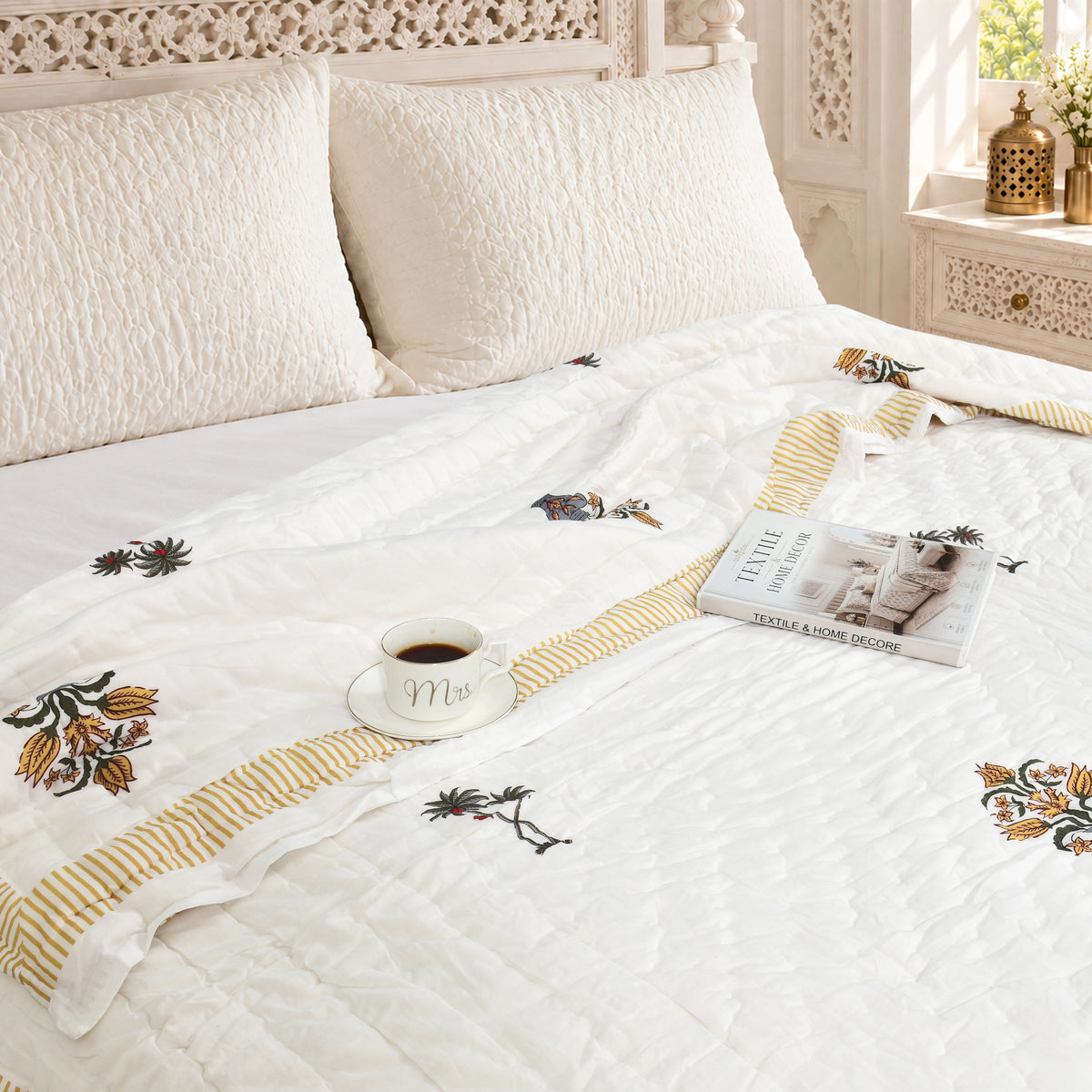 Homeloomers Premium Cotton Rajai with Floral Print & Yellow Striped Border | Elegant, Soft & Cozy Winter Quilt