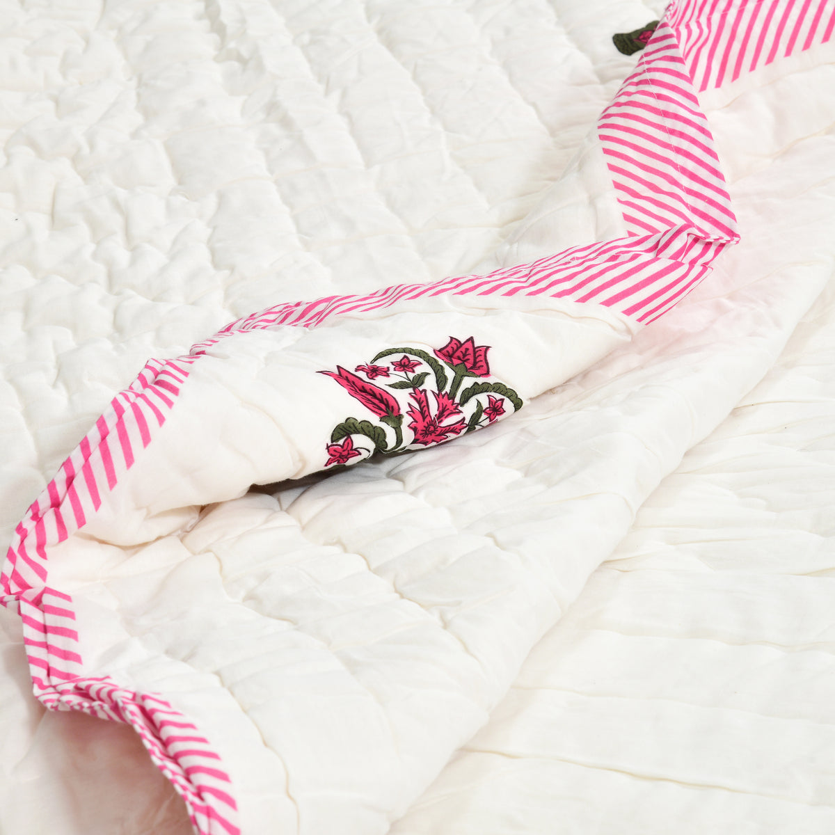 Homeloomers Premium Cotton Rajai with Floral Print & Pink Striped Border | Elegant, Soft & Cozy Winter Quilt