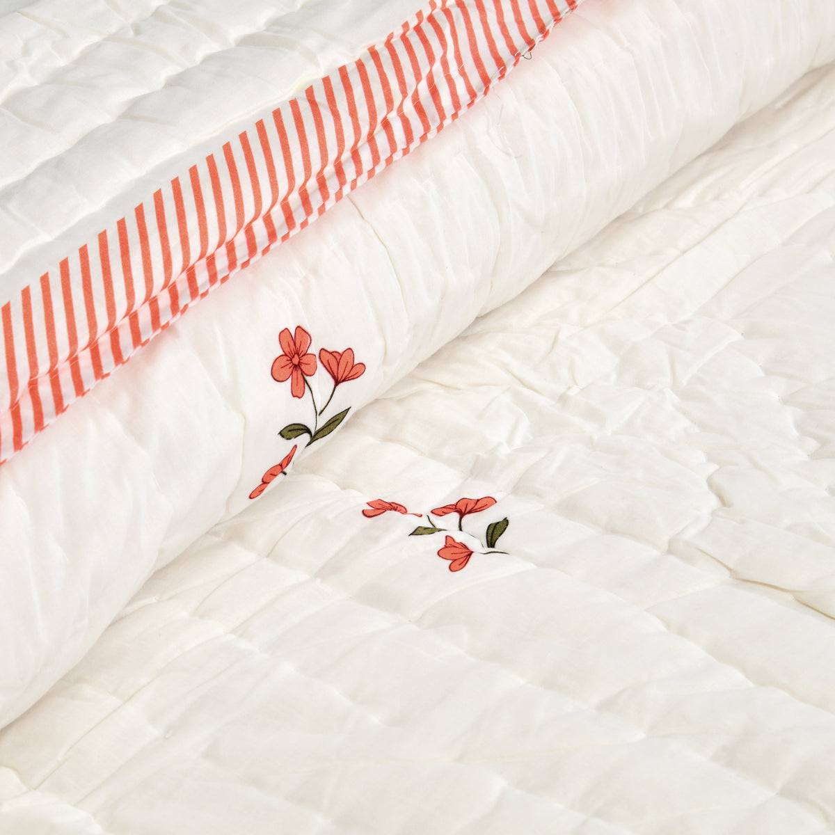 Homeloomers Premium Cotton Rajai with Floral Print &  Red striped Border | Elegant, Soft & Cozy Winter Quilt