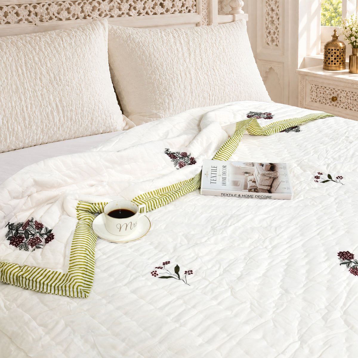 Homeloomers Premium Cotton Rajai with Floral Print & Green Striped Border | Elegant, Soft & Cozy Winter Quilt