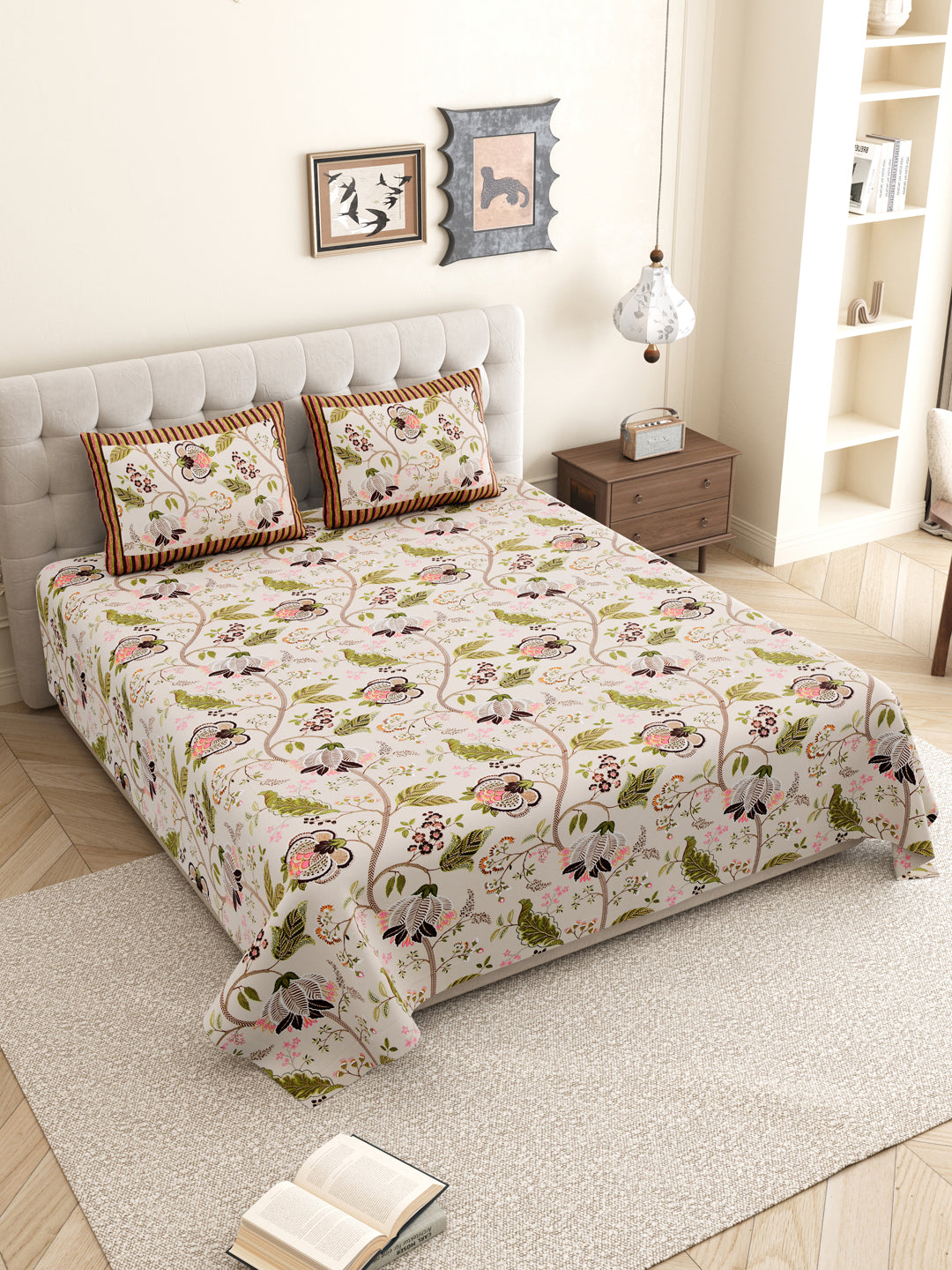 Floral_Bedsheet_Pattern_Wth_Pillow_Covrs_Pink
