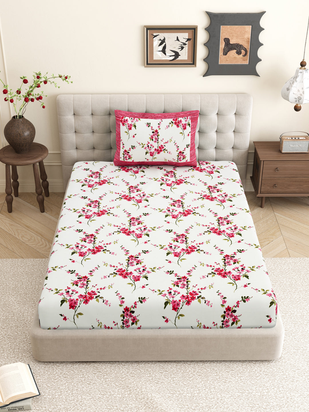 Pink_Bedsheet_Bed