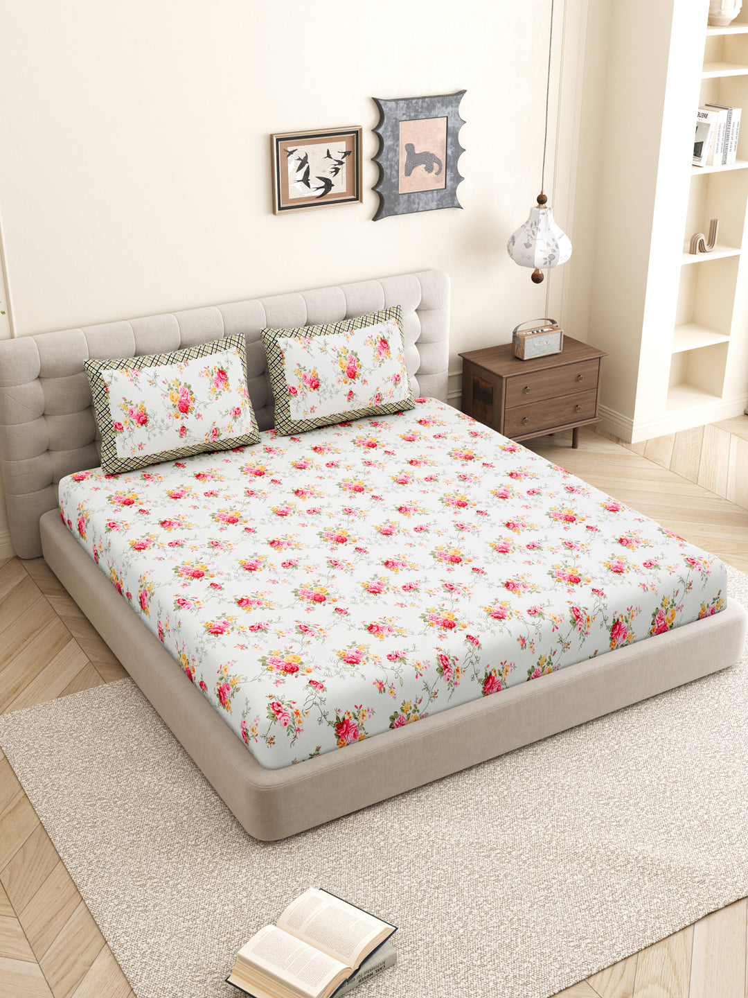 Smooth_Airy_Bed_Spread_Red