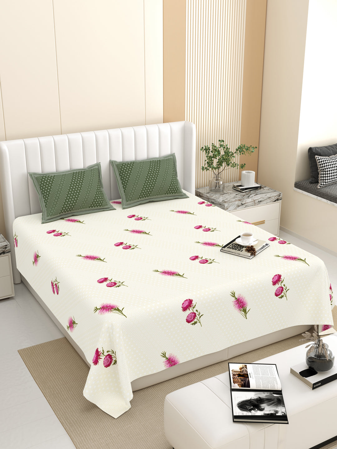 Bedsheet_Featuring_Floral_Pattern