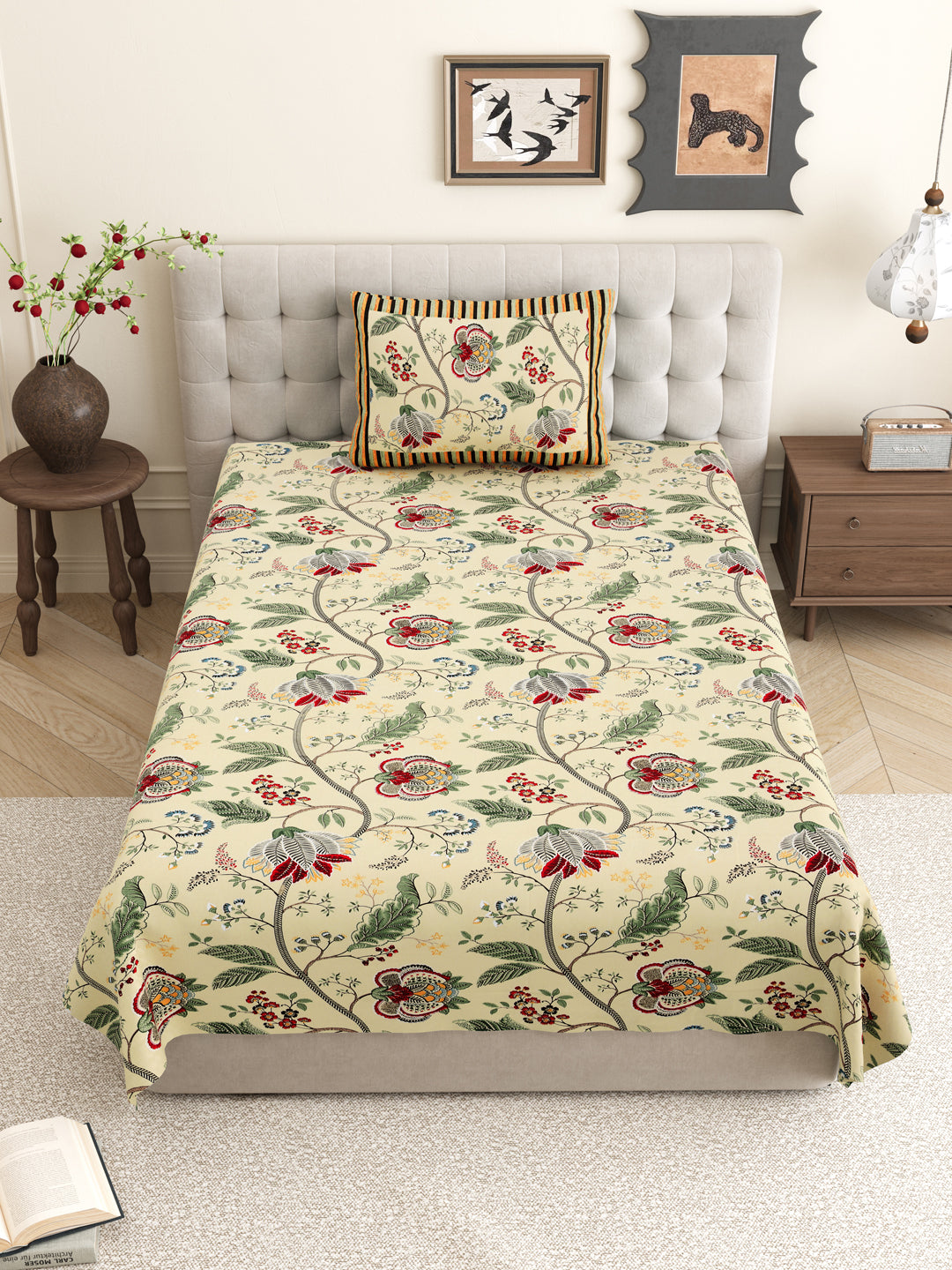 Yellow_Bedsheet_with_Pillow_Cover